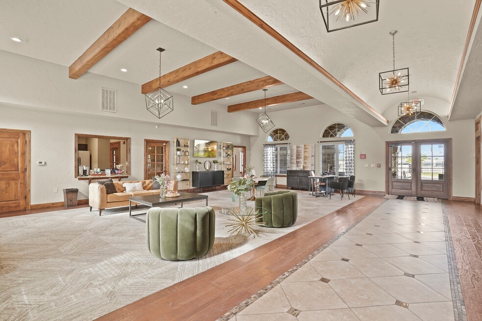 Mission Point, Moore, OK 73160 - photo 1