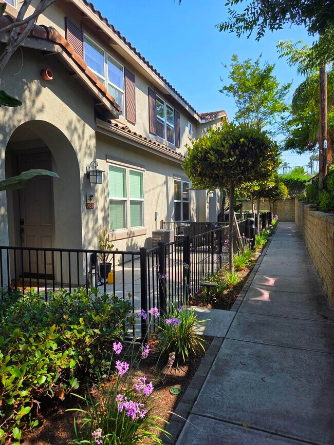 430 Caminito Azul Unit 430 Caminito Azul, Vista, CA 92083