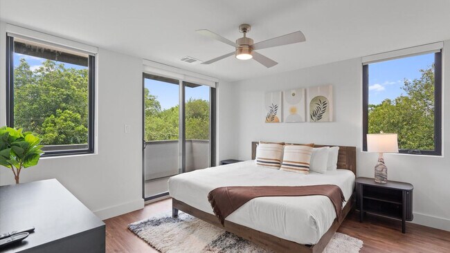 5515 Humming Bird Ln unit ID1244701P, Austin, TX 78745 - photo 2