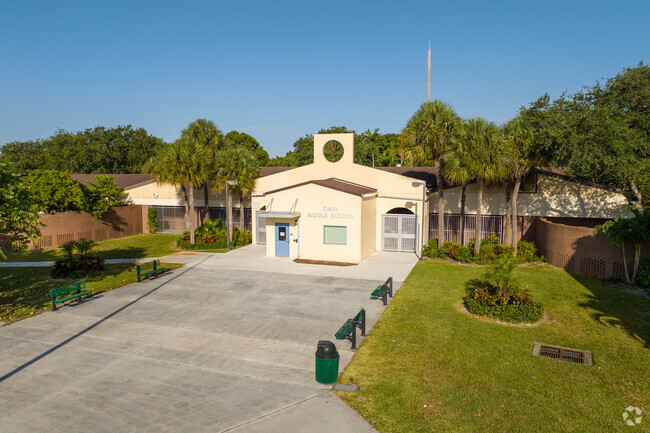 Omni Middle School serves students in grades 6-8.