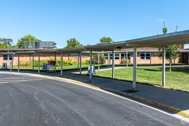 Rosehill Elementary School welcomes all students & parents.