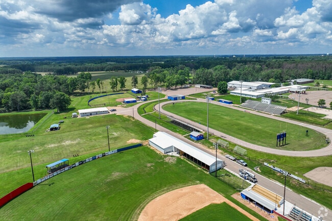 Copiah Educational Foundation has a C plus rating on Niche.