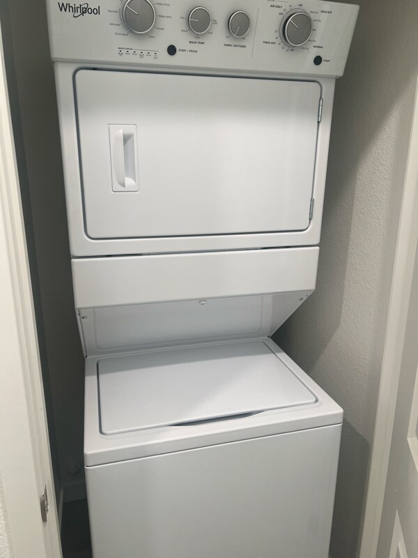 8081 Trapper Rnch Rd unit 2, Roseville, CA 95747 - photo 6