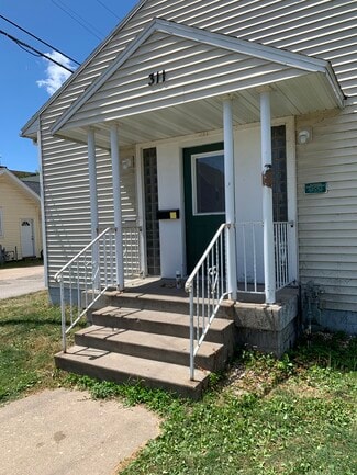 311 Center St, Winona, MN 55987