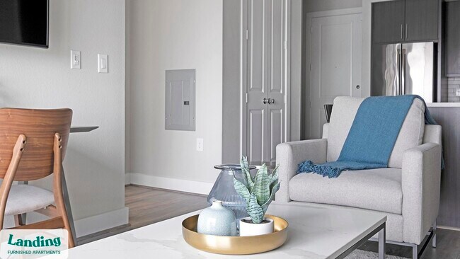 1215 Sawyer St unit 306, Houston, TX 77007 - photo 3