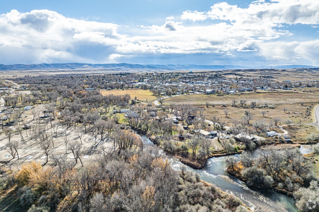Glenrock sits near the North Platte River with easy access to I-25 and Casper.