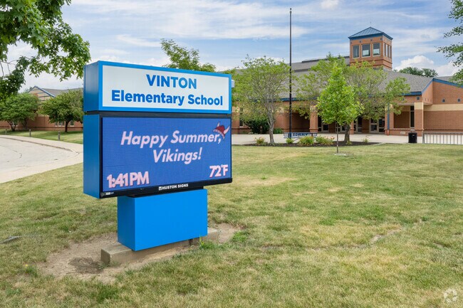 Vinton Public Elementary School serves the residents of Lafayette, Indiana.