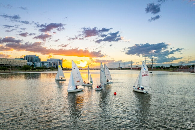 Tempe Town Lake is a vibrant destination for water lovers seeking adventure close to Alameda.