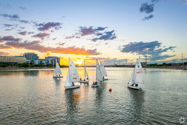 Tempe Town Lake is a vibrant destination for water lovers seeking adventure close to Alameda.