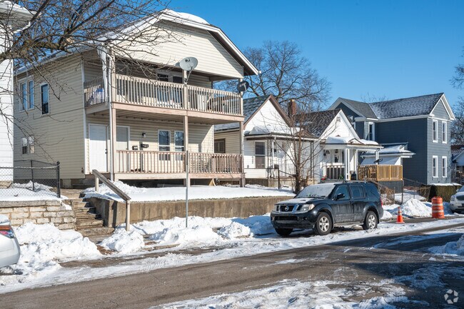 Multifamily and single-family homes stand shoulder to shoulder in Springfield.