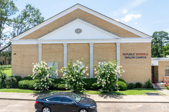 The curriculum at Joel E. Smilow Collegiate prepares students for future challenges.