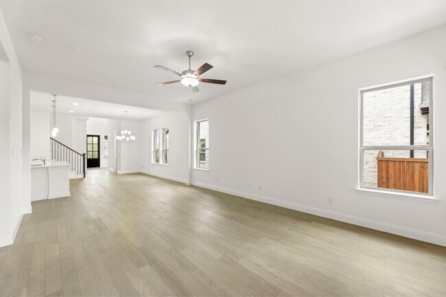 11_13. 3622 Finnian - Family (2).jpg