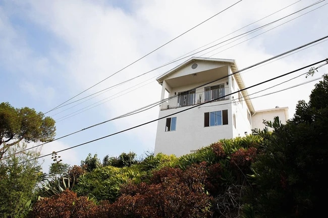 2001 N Alvarado St, Los Angeles, CA 90039 - photo 3