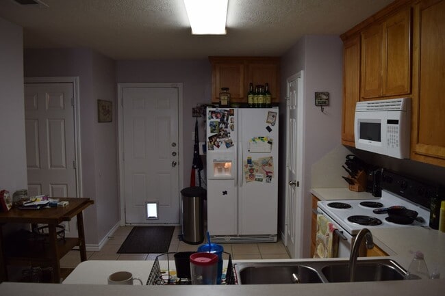 412 Freeman Ave, Bryan, TX 77803 - photo 4