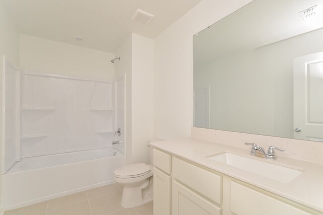 3611 Rolling Ridge Bend, Davenport, FL 33837 - photo 4