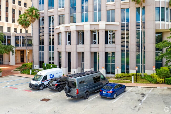 450 S Orange Ave
