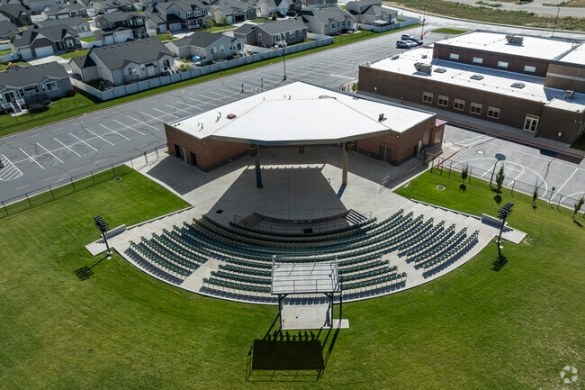 Syracuse Arts Academy serves students from Kindergarten through ninth grade.