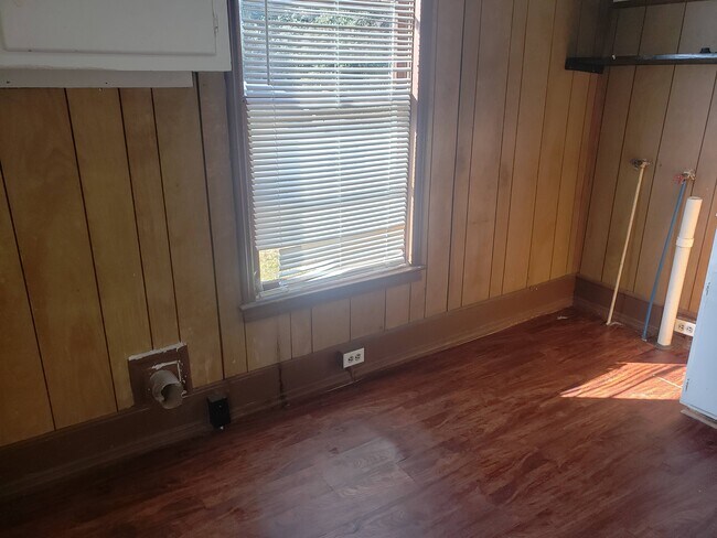 31 Perry Ave unit A, Greenville, SC 29601 - photo 4