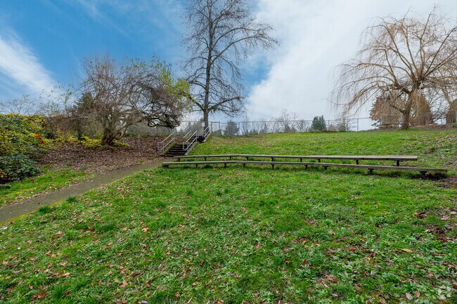 Lewelling Park enjoys wide open green space as well as bench and picnic seating.