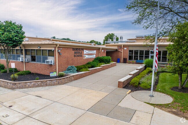 Front entrance of Randolph Middle School.