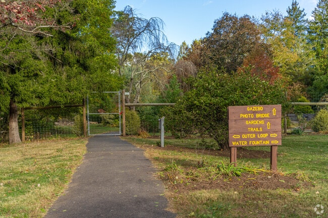 Hunterdon County Arboretum has a gated area for residents to walk through.