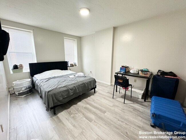 90 Hammond St unit 2, Roxbury Crossing, MA 02120 - photo 2