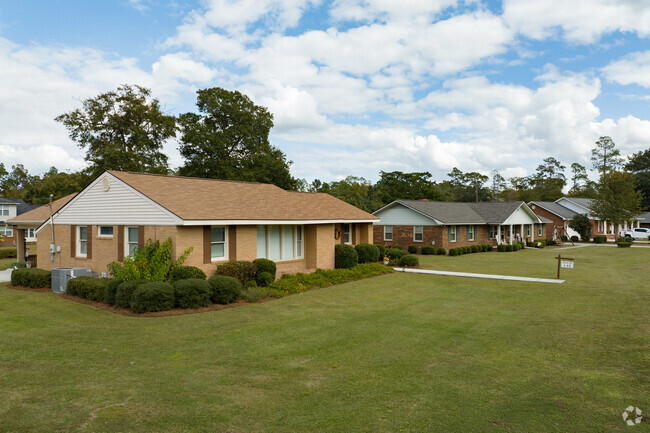 One-story, Ranch homes in Pembroke vary in architectural design and style.