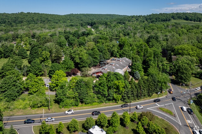 Mendham Country Day School has 196 Bernardsville students in attendance.