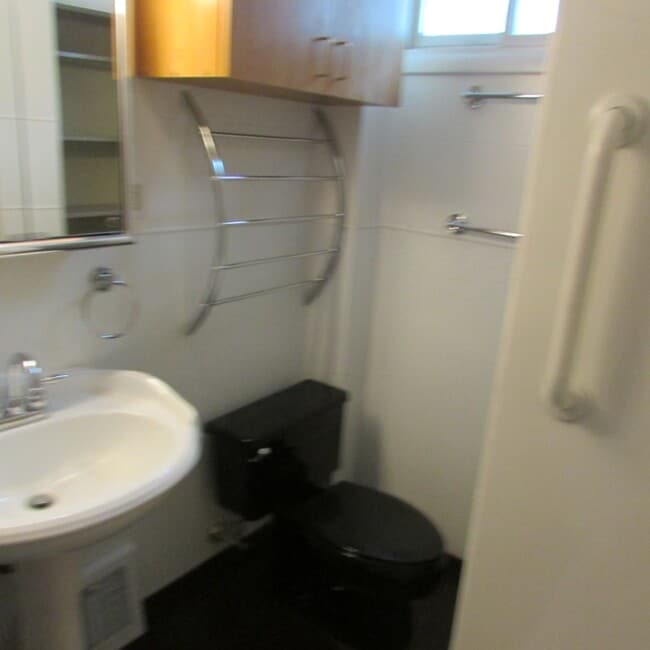 1911A Smelter Ave NE, Black Eagle, MT 59414 - photo 4