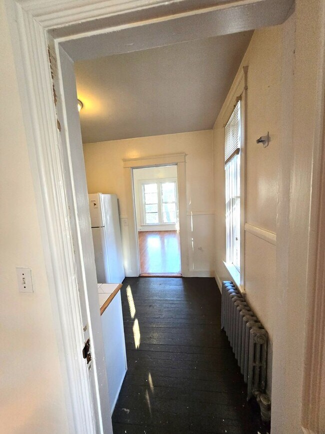 20 Hudson St unit 4, Providence, RI 02909 - photo 5