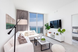 2721 Hallandale Beach Blvd Unit FL43-ID1049810P, Hollywood, FL 33019