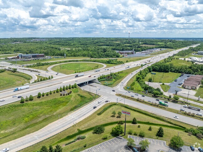 Madison is very close to I-75 via Rt 122.