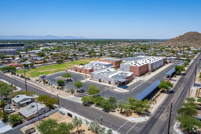 Aerial view of Sunnyslope Elementary School, a thriving educational community in Phoenix.