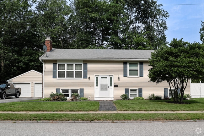 Split-level home located near South Portland’s residential neighborhoods.