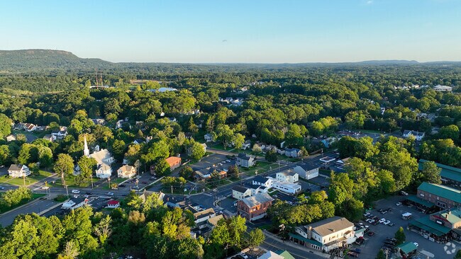 Neighborhood_Plantsville_Final_030124