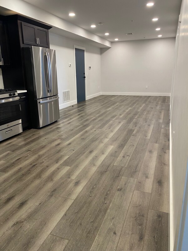 369 Haverhill St unit 502, Lawrence, MA 01840 - photo 2