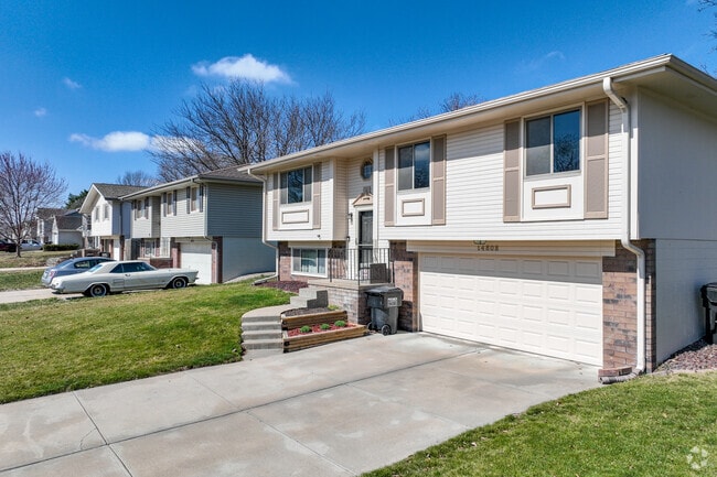 Many homes in the Chalco neighborhood have two-car garages.
