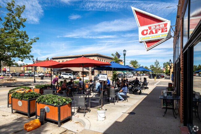 B&B Cafe is a popular restaurant for breakfast and lunch in Downtown Castle Rock.