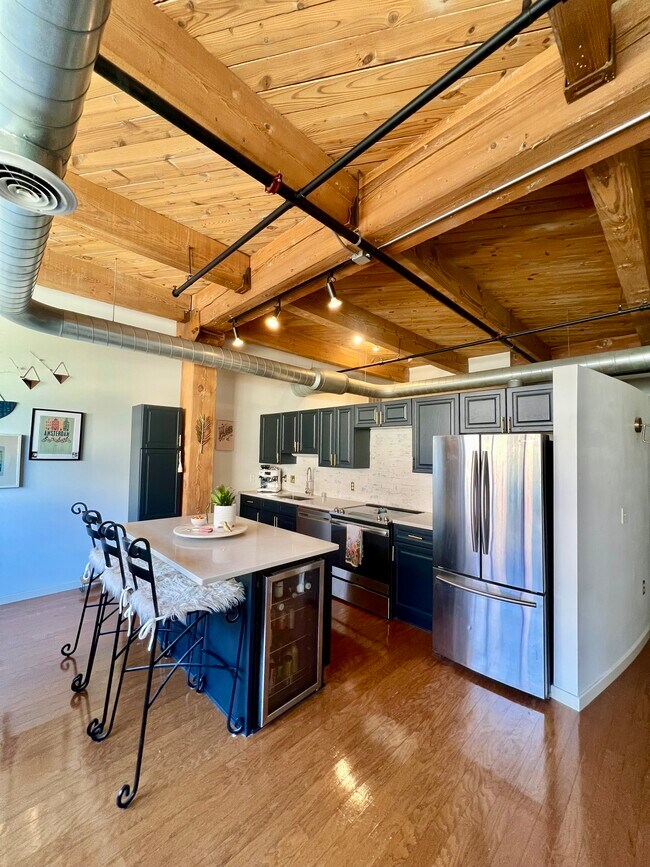 234 E Reservoir Ave Unit 303, Milwaukee, WI 53212
