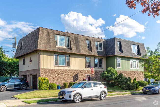 This two car garage two story house style is common in Peterstown, NJ.