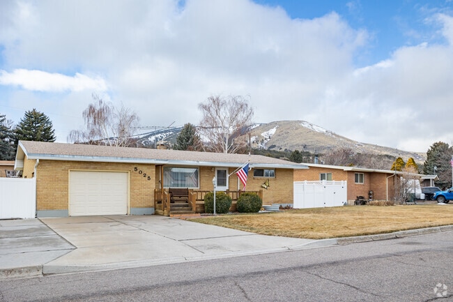 Smaller families will appreciate the traditional ranch layouts found throughout Pocatello.