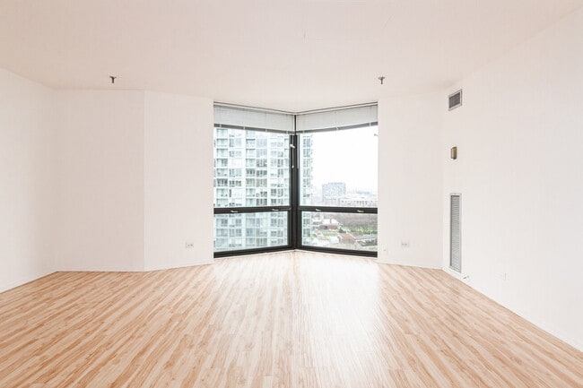 1120 N La Salle Dr unit 3P, Chicago, IL 60610 - photo 2