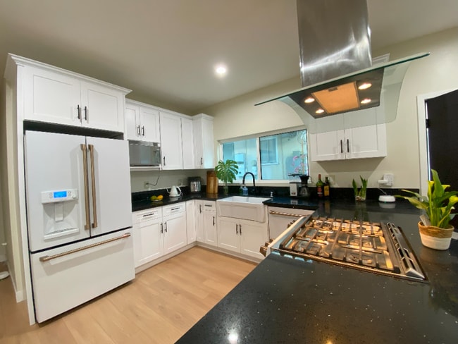 19154 S Della Ln unit Room 1, Garden Grove, CA 92840 - photo 5