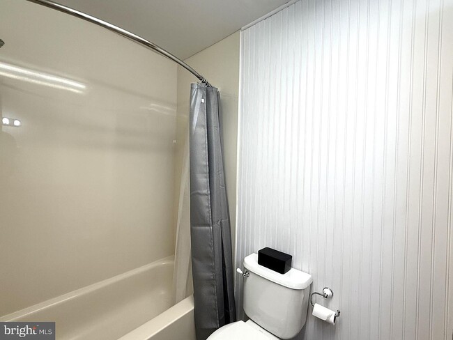 5020 W Brigantine Ct unit 5020, Wilmington, DE 19808 - photo 7