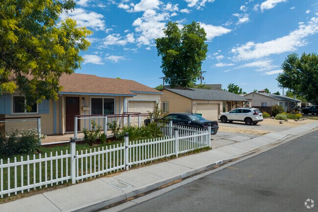 Most homes in McCarran Boulevard-Probasco are single story.
