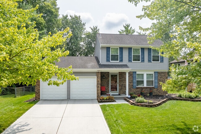 Modern traditional homes can be found on every street in the Highpoint-Glen neighborhood.