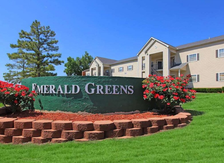 Emerald Greens 28092815 Dewey Ave, Norman, OK