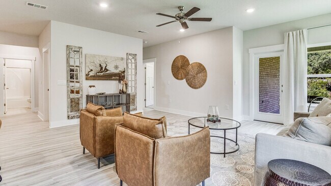 5825 Cactus Dr unit 36208529, Milton, FL 32583 - photo 5