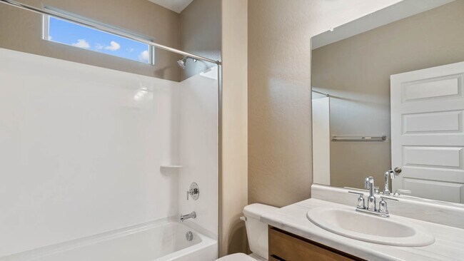 24046 W Yavapai St unit 36201976, Buckeye, AZ 85326 - photo 6