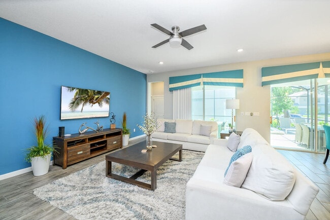 2567 Shanti Dr unit ID1354813P, Kissimmee, FL 34746 - photo 4